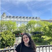 Estudiante de la UMA, con nivel C1 en inglés, dispuesta para nivel primaria y secundaria